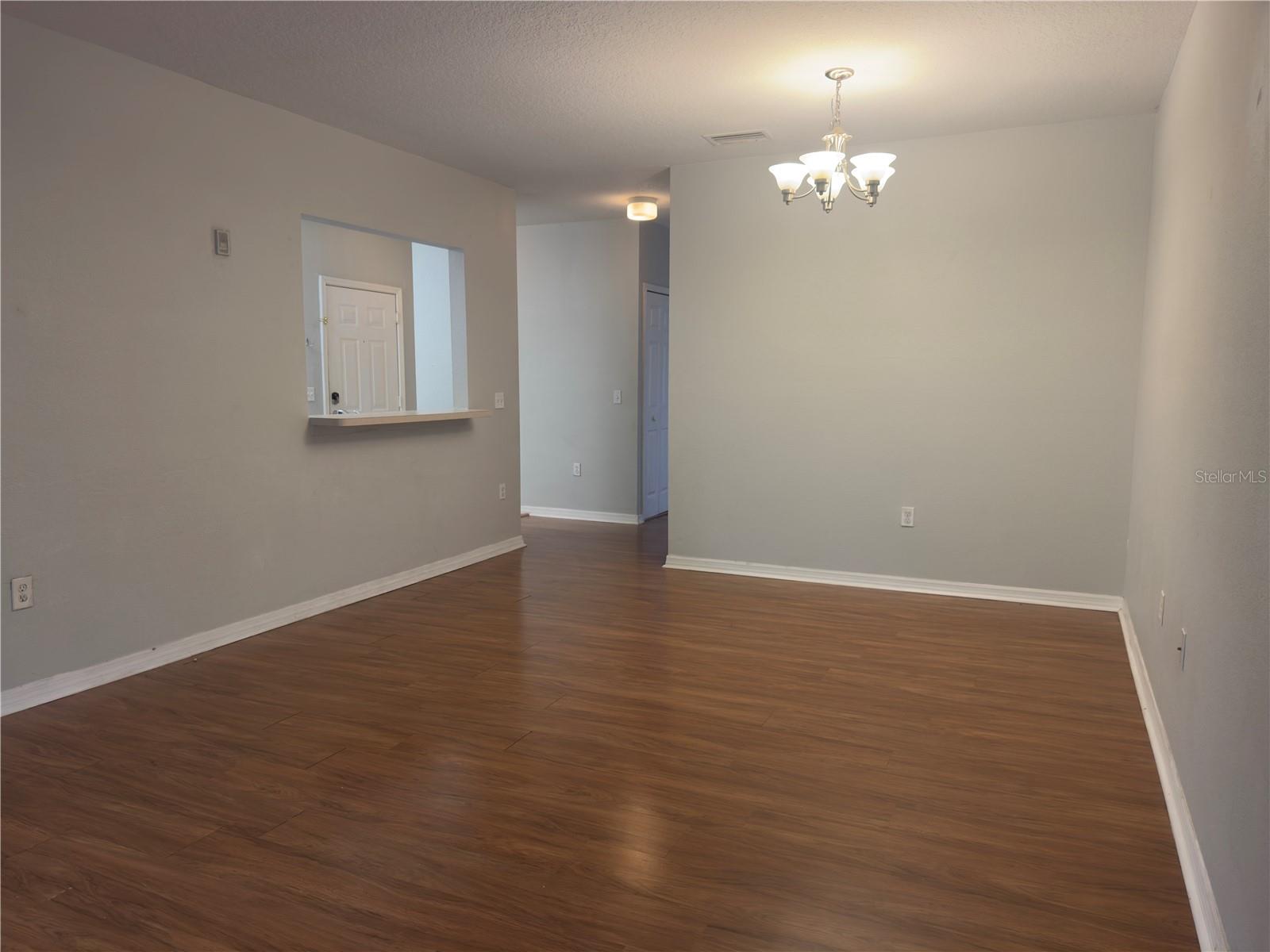 9507 AMBERDALE CT #201 — photo 8
