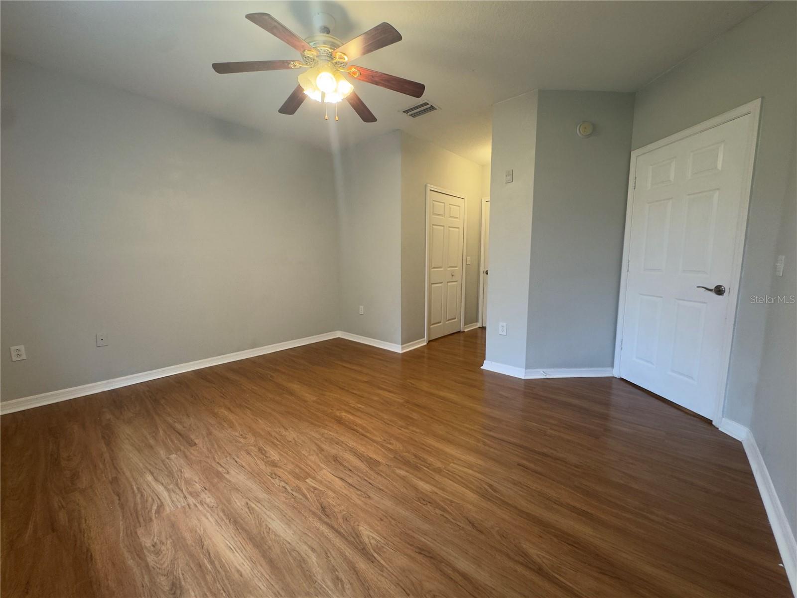 9507 AMBERDALE CT #201 — photo 17