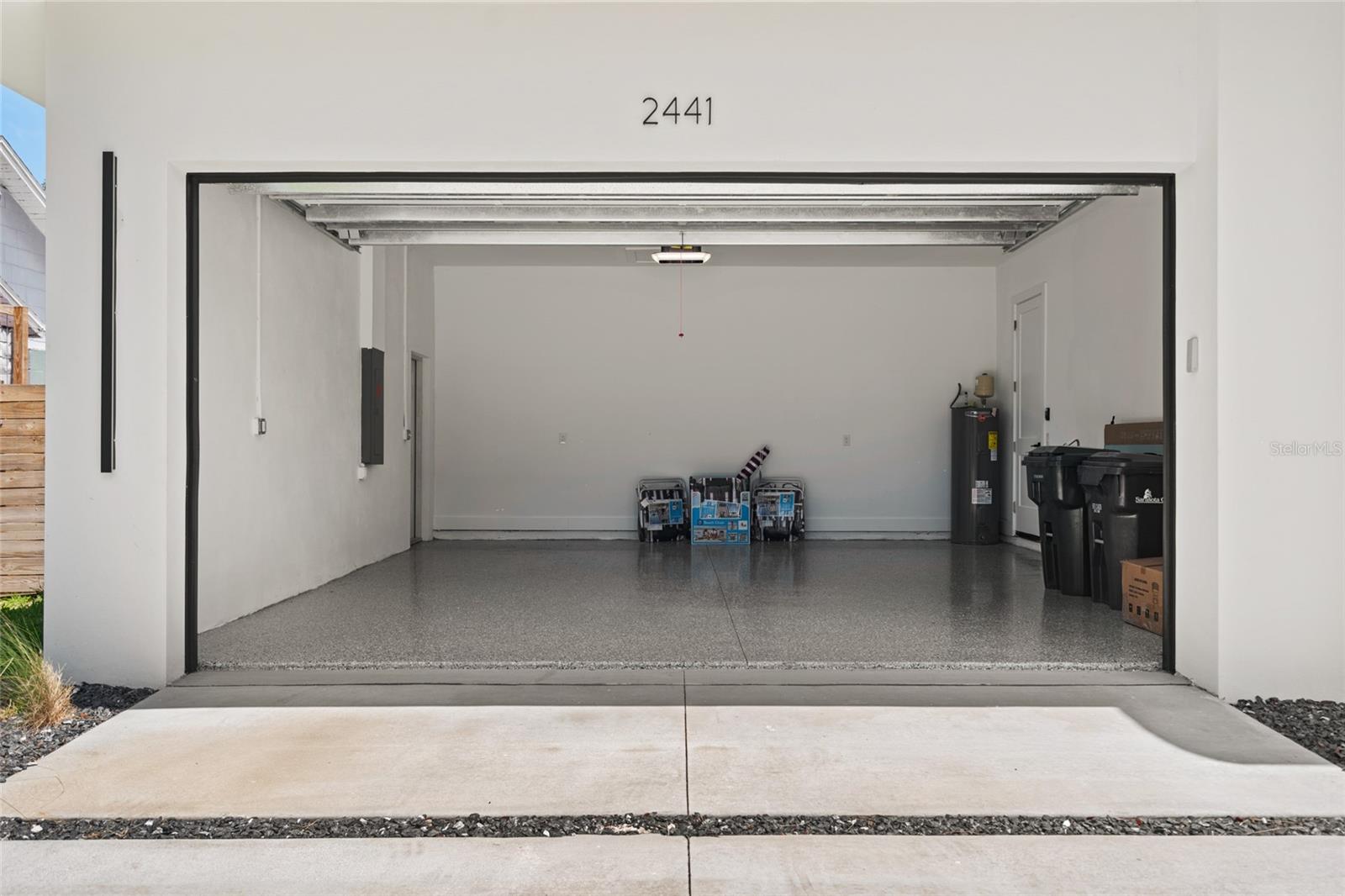 2441 WEBBER ST — photo 38
