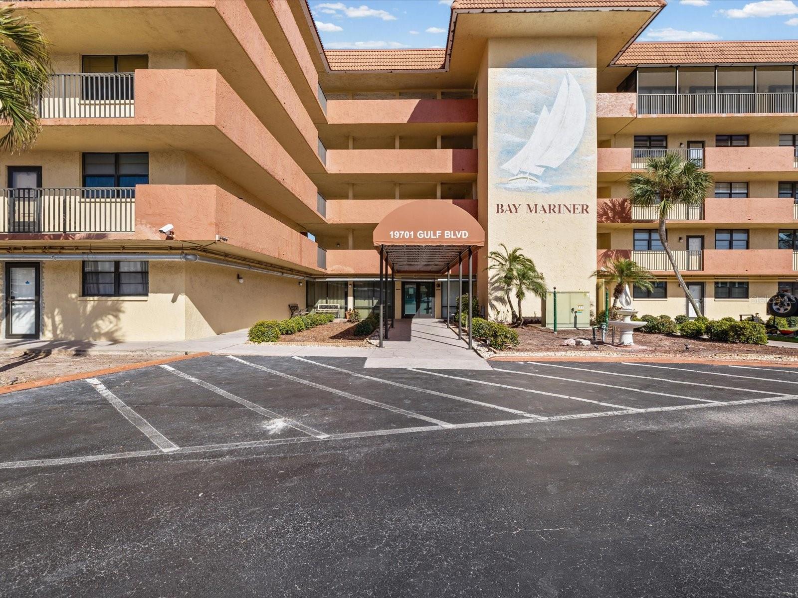 19701 GULF BLVD #105 — photo 35