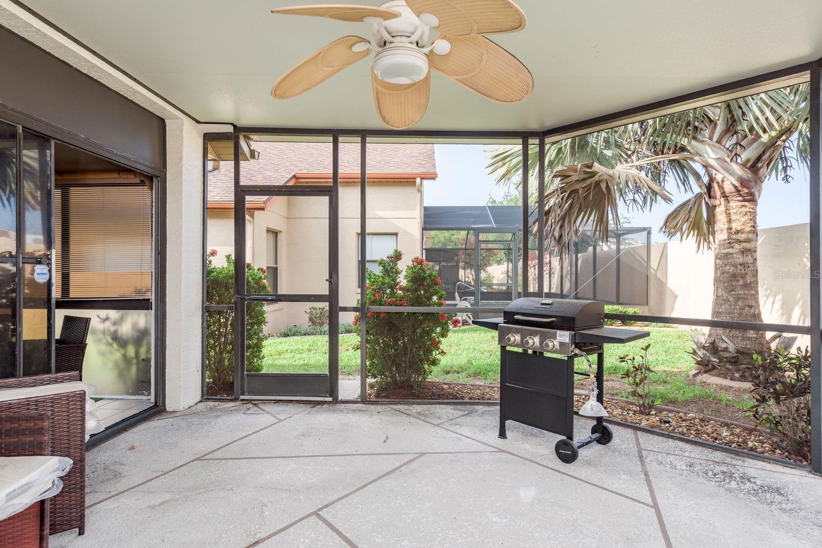 13825 LEROUX DR — photo 37