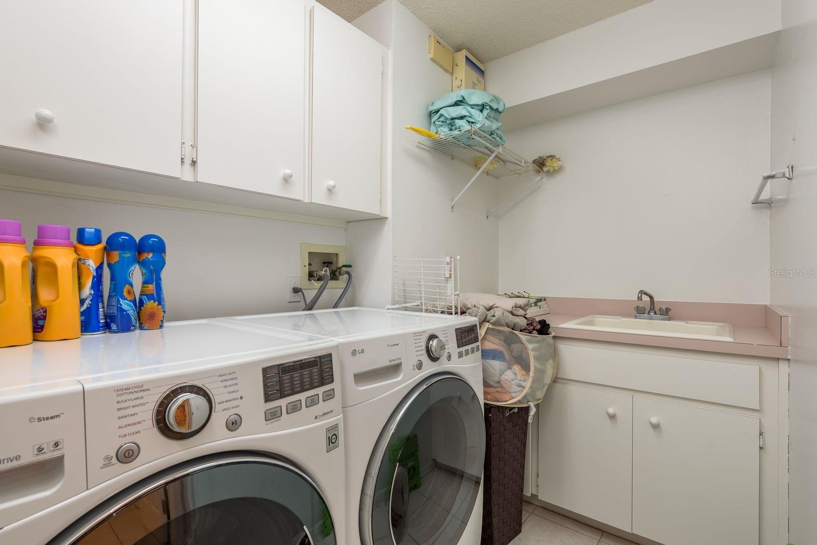 13825 LEROUX DR — photo 34
