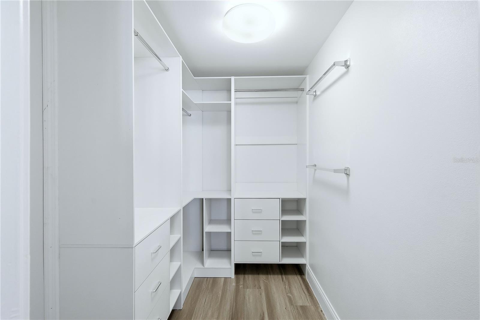 1150 TARPON CENTER DR #1G — photo 25