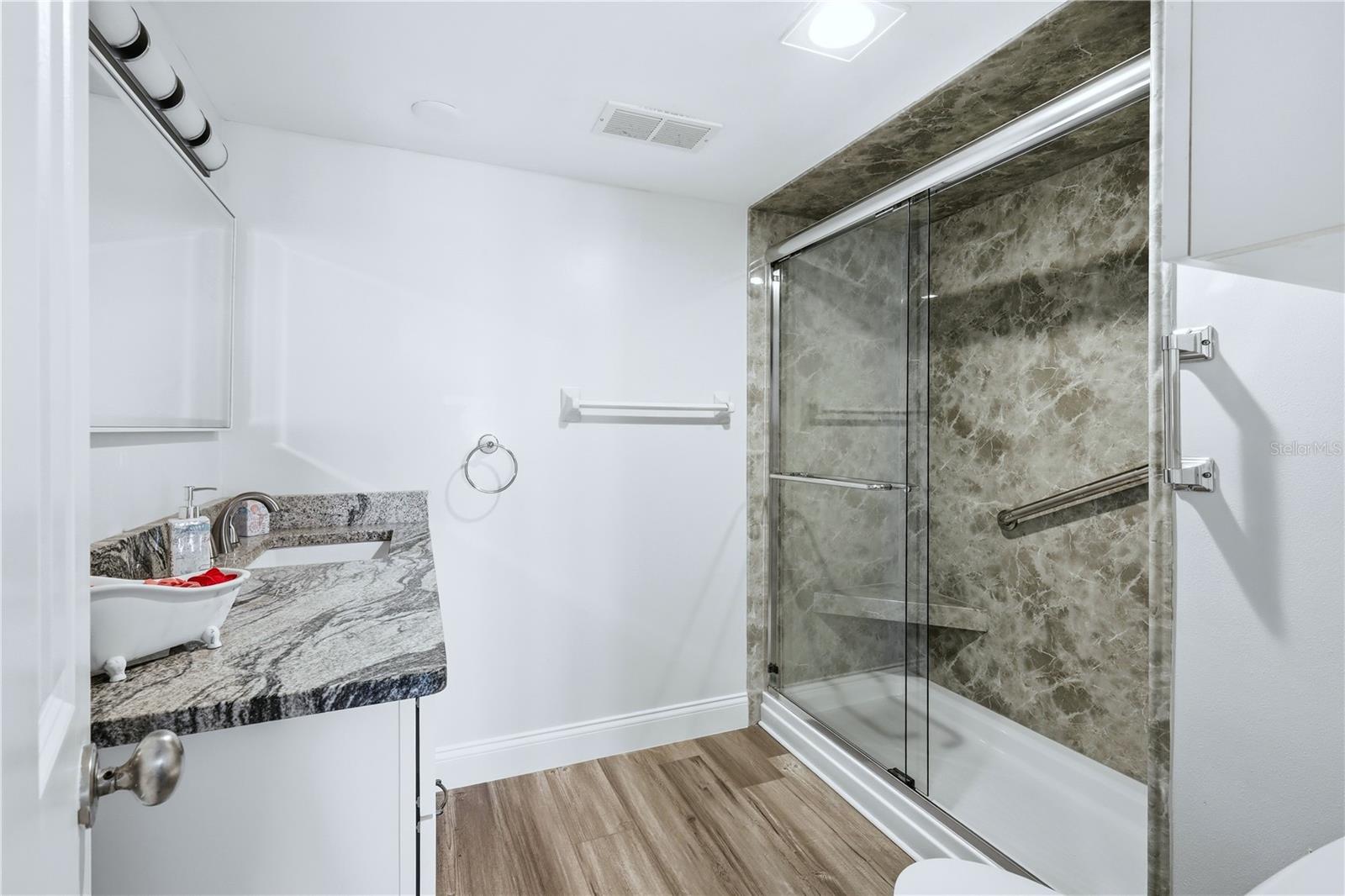 1150 TARPON CENTER DR #1G — photo 24