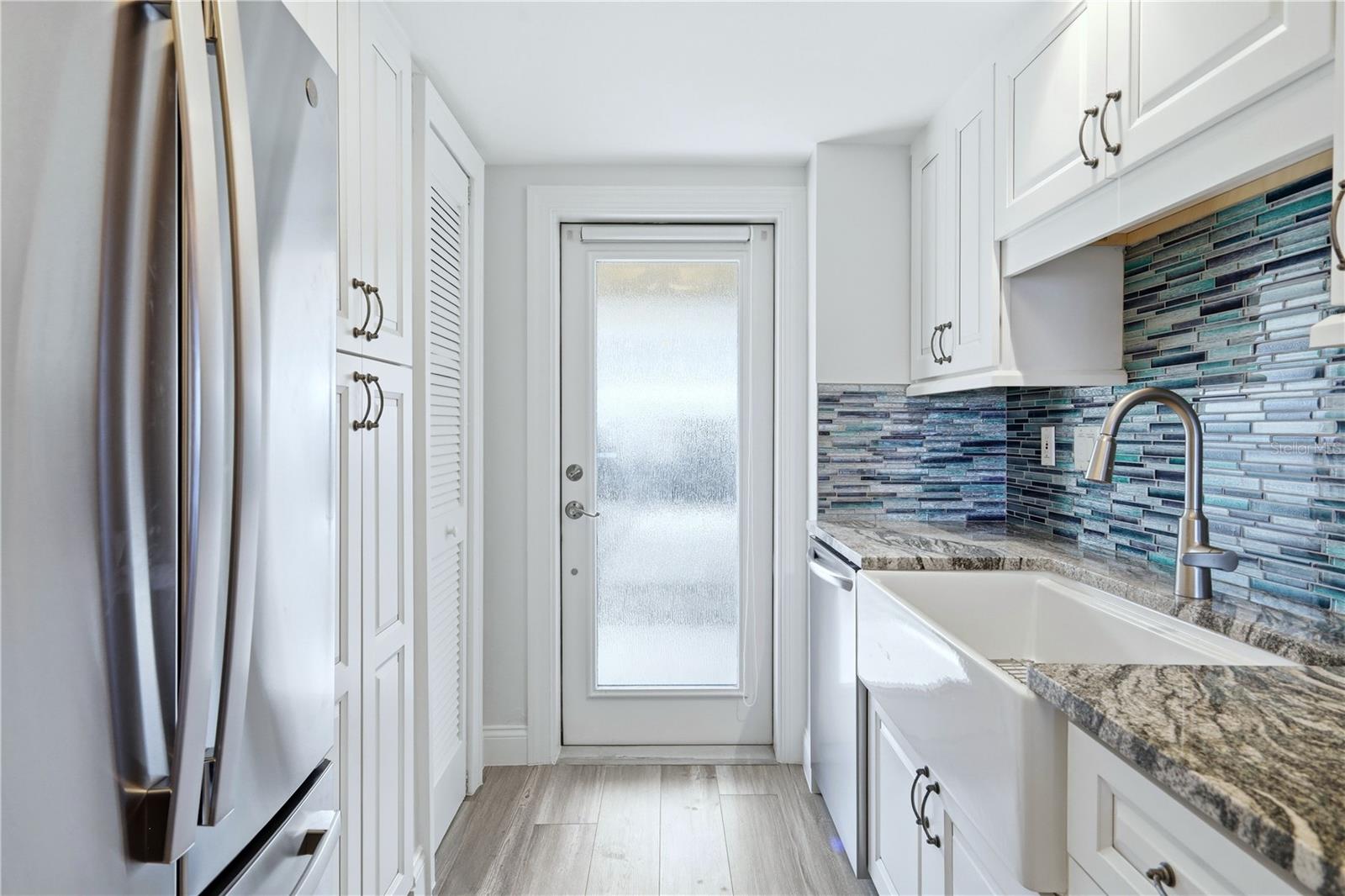 1150 TARPON CENTER DR #1G — photo 18