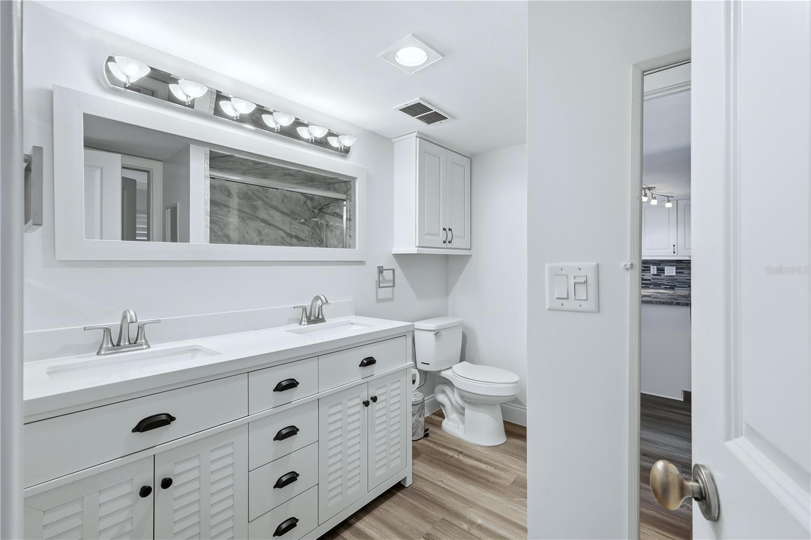 1150 TARPON CENTER DR #1G — photo 29