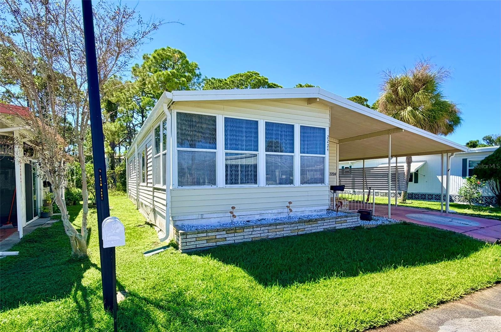 2224 CA D ORO DR — photo 2