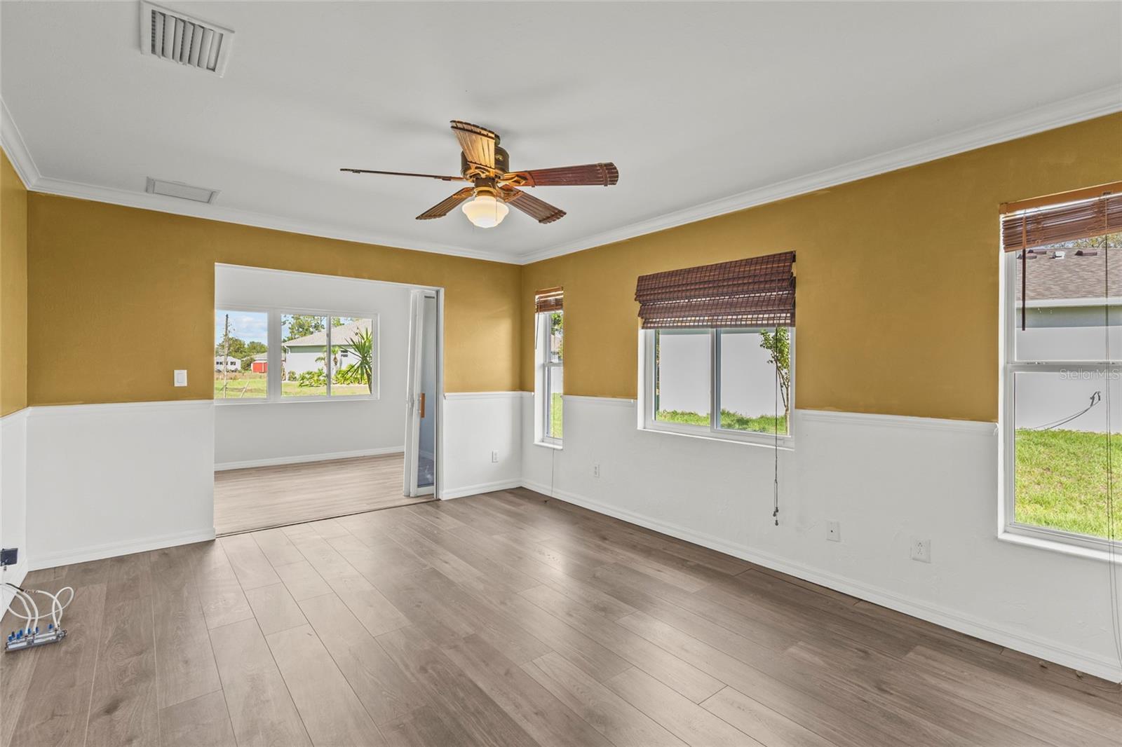 2373 AMNESTY DR — photo 20