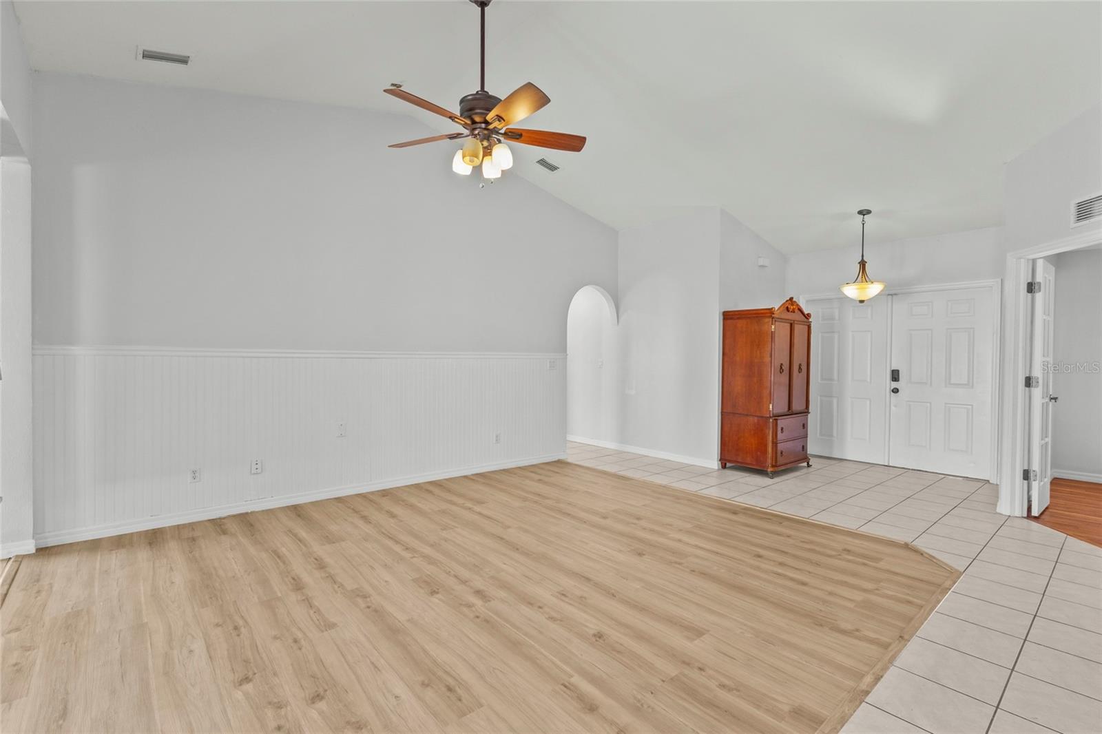 2373 AMNESTY DR — photo 6
