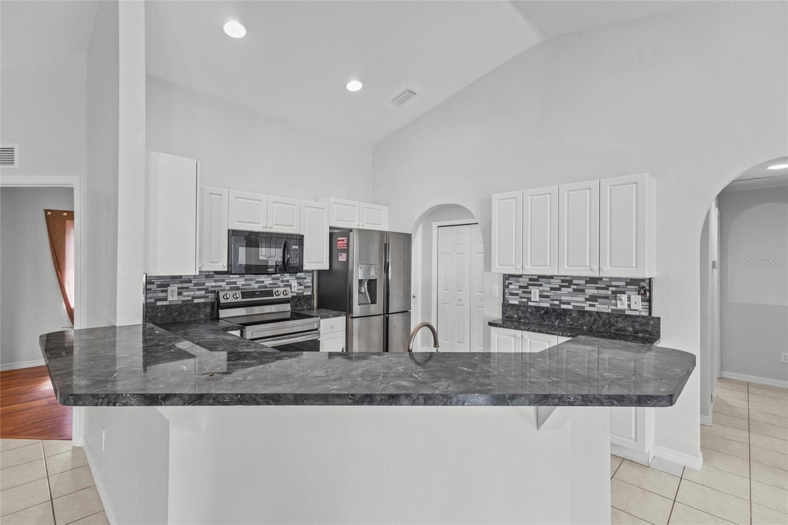2373 AMNESTY DR — photo 11