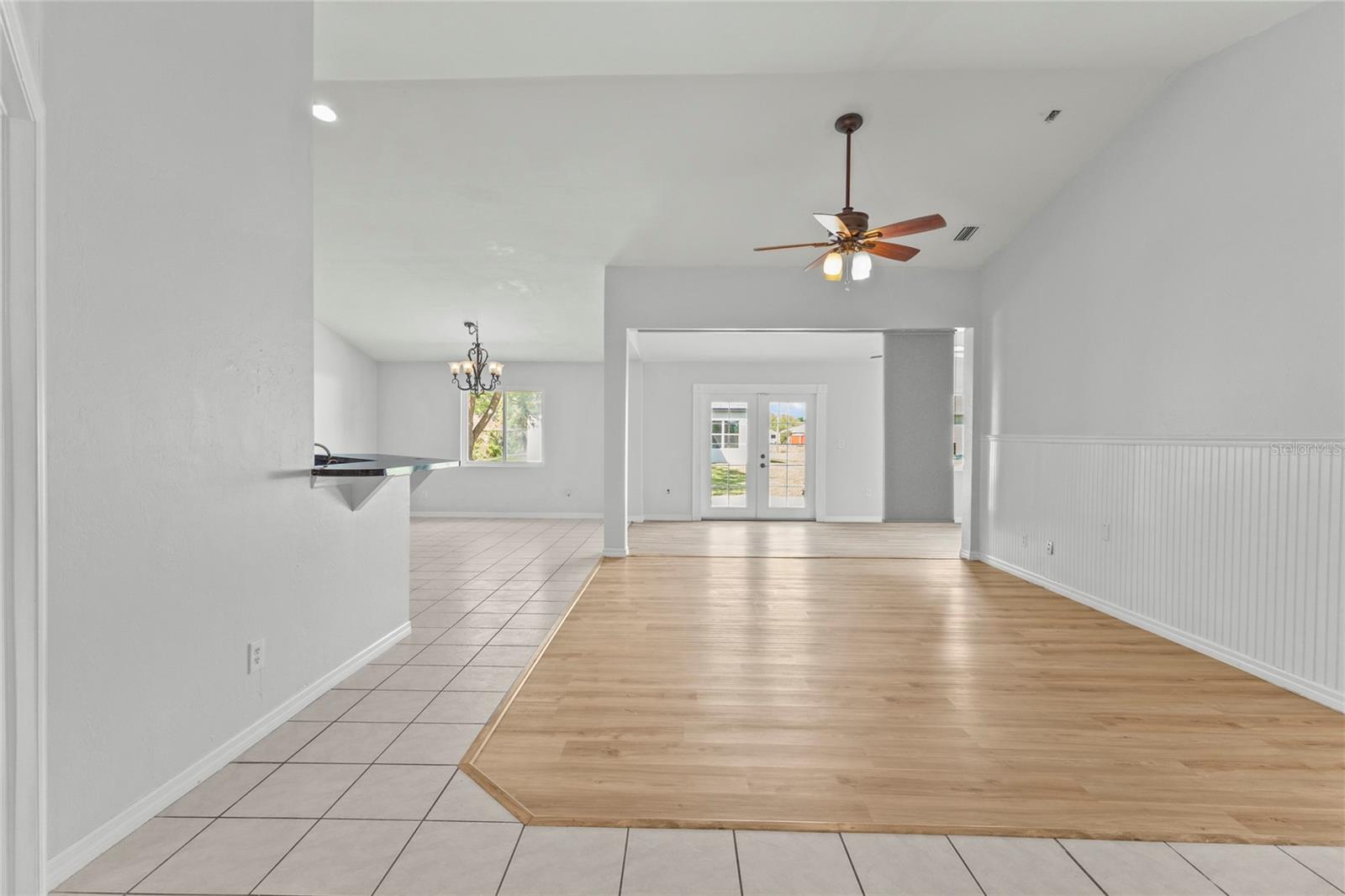 2373 AMNESTY DR — photo 3