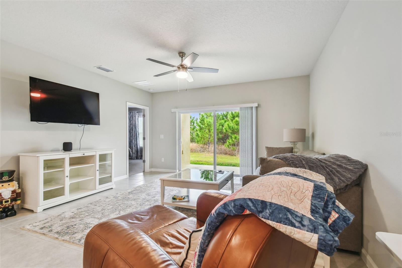 18053 TURNING LEAF CIR — photo 24