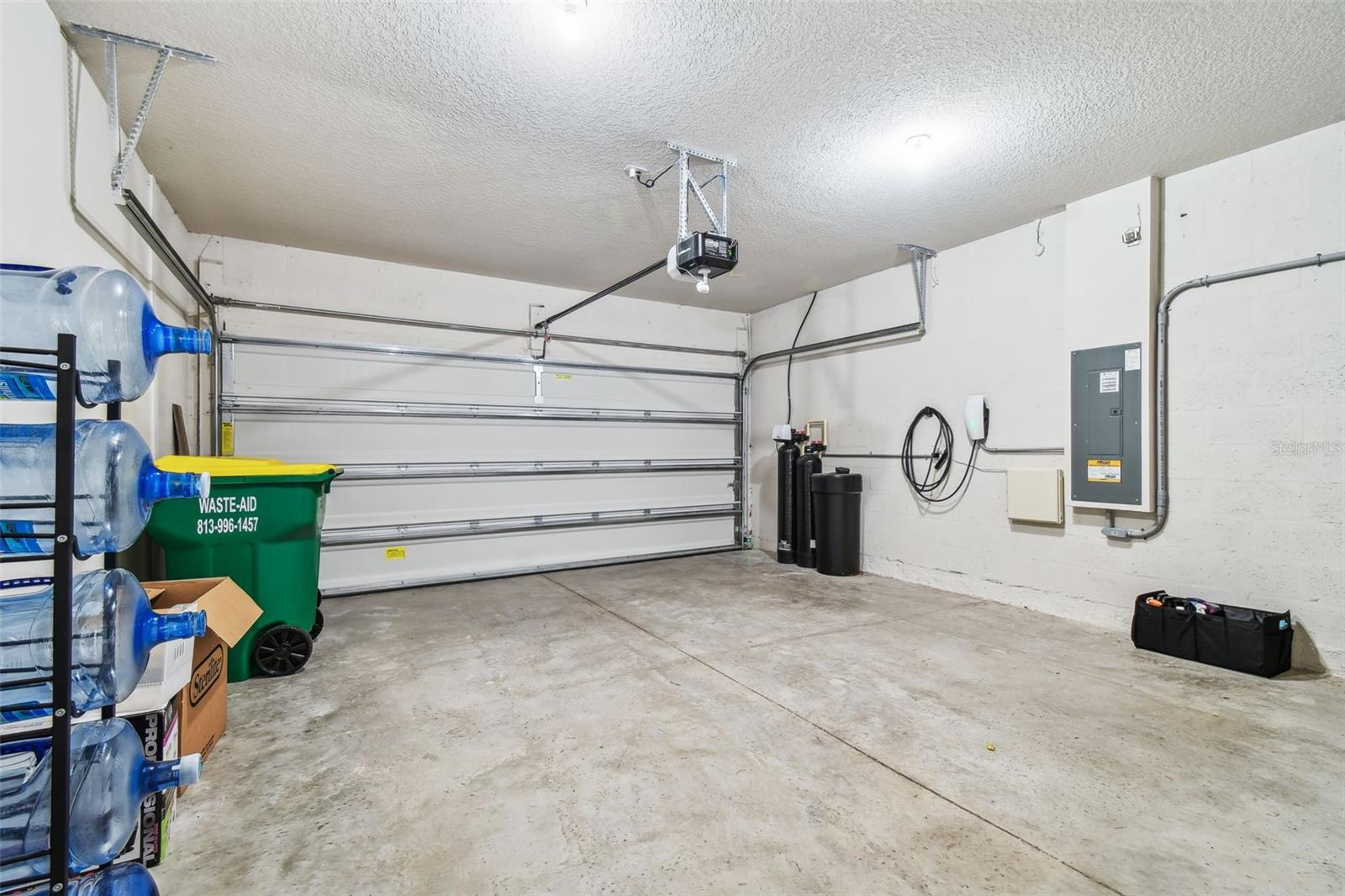 18053 TURNING LEAF CIR — photo 52