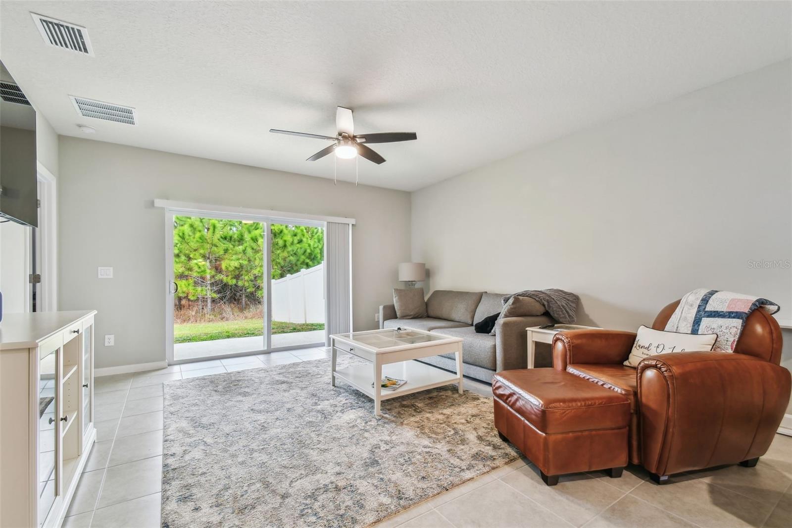 18053 TURNING LEAF CIR — photo 26