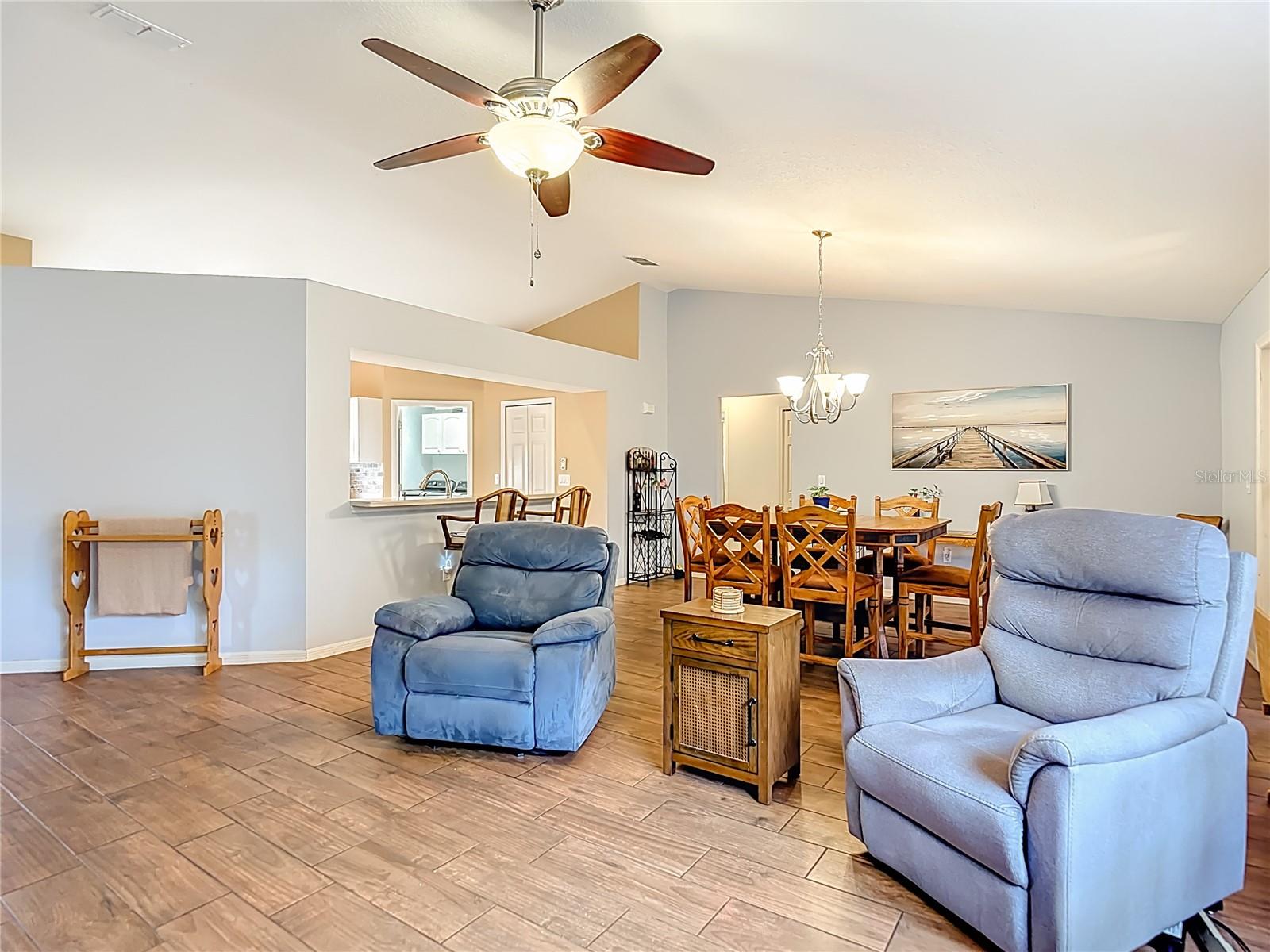 6353 CARDINAL CREST DR — photo 9