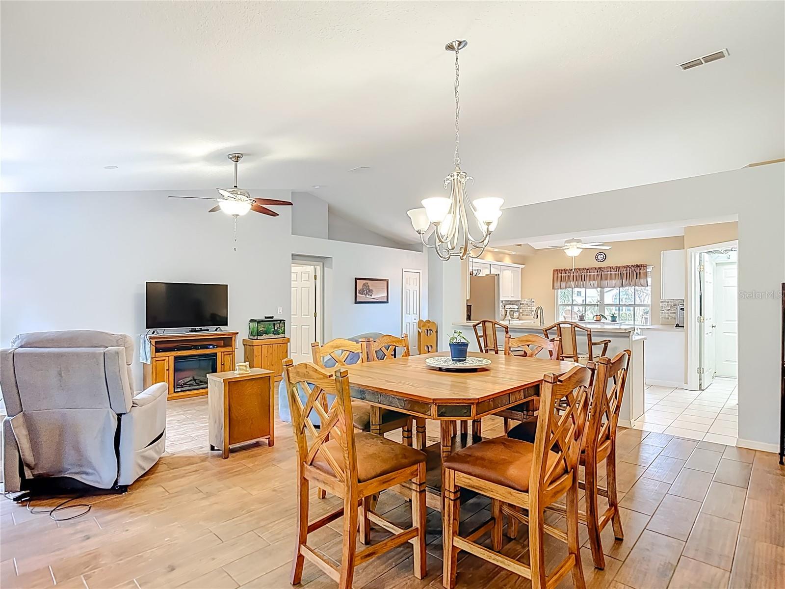 6353 CARDINAL CREST DR — photo 12