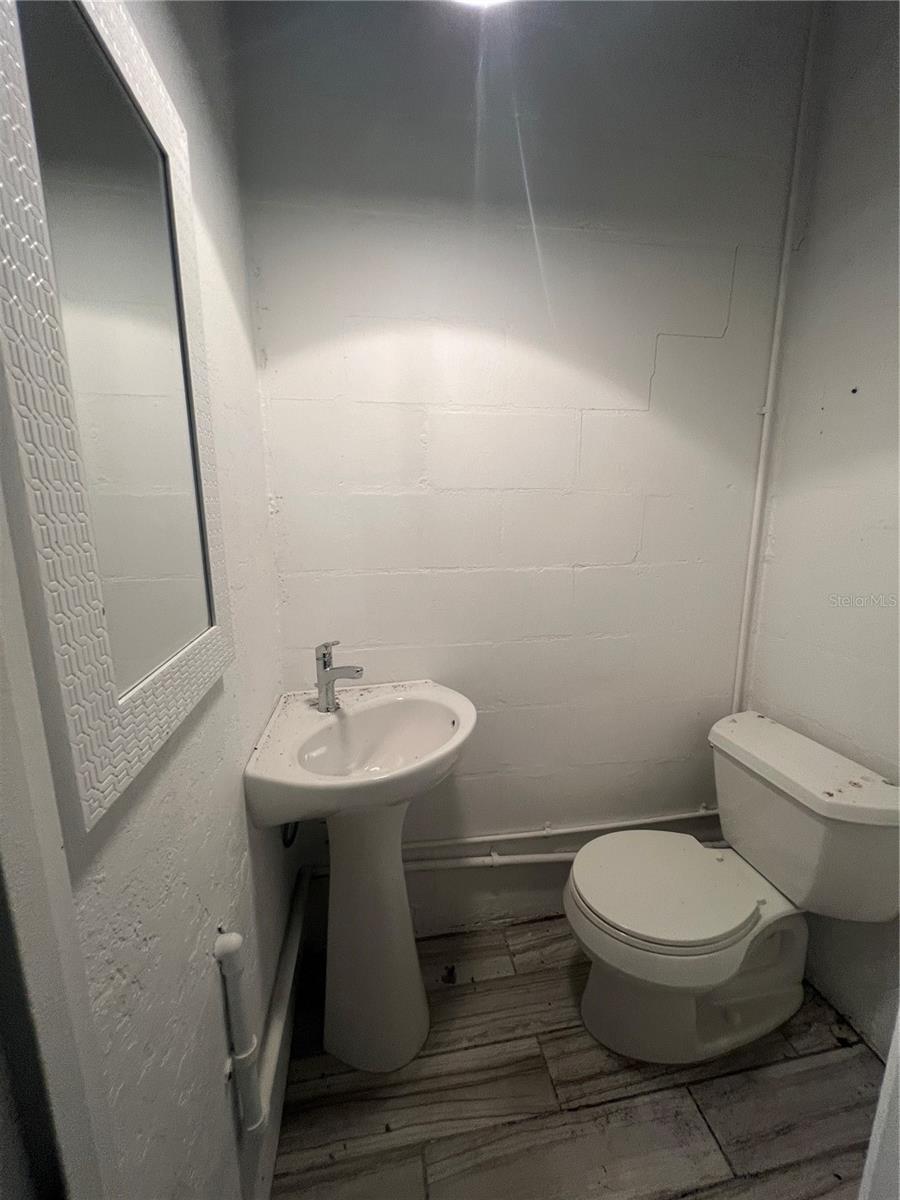 2431 SUNRISE DR SE — photo 4