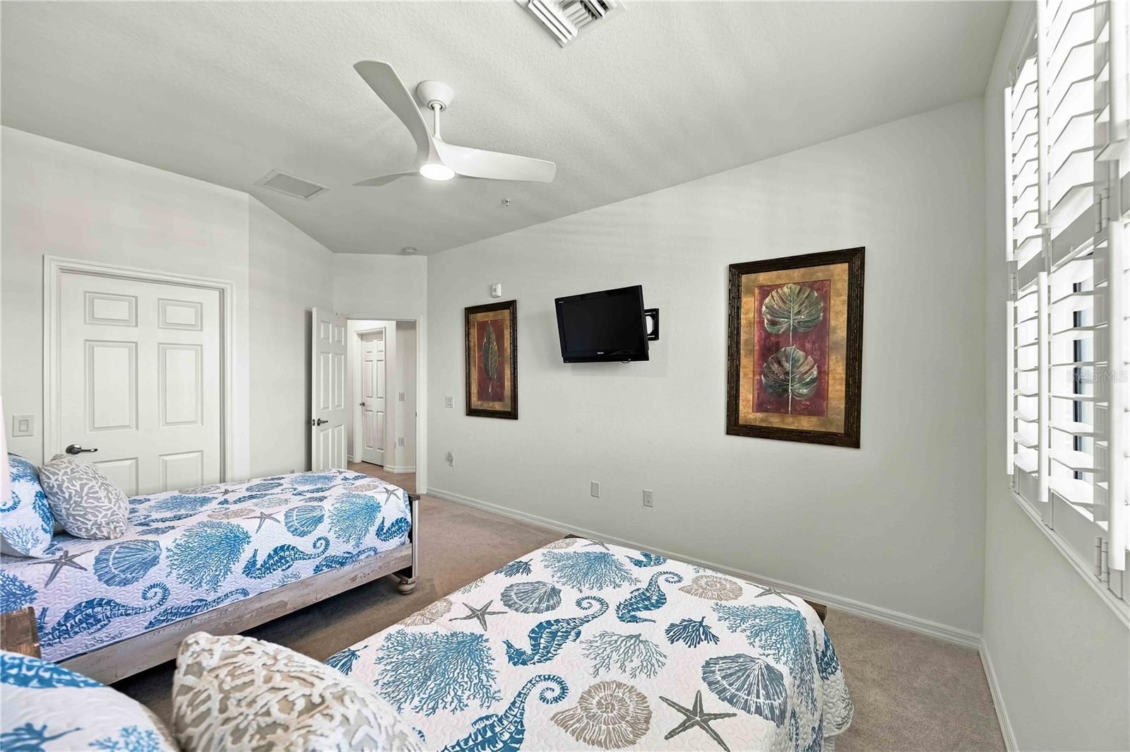 10817 TARFLOWER DR #201 — photo 45