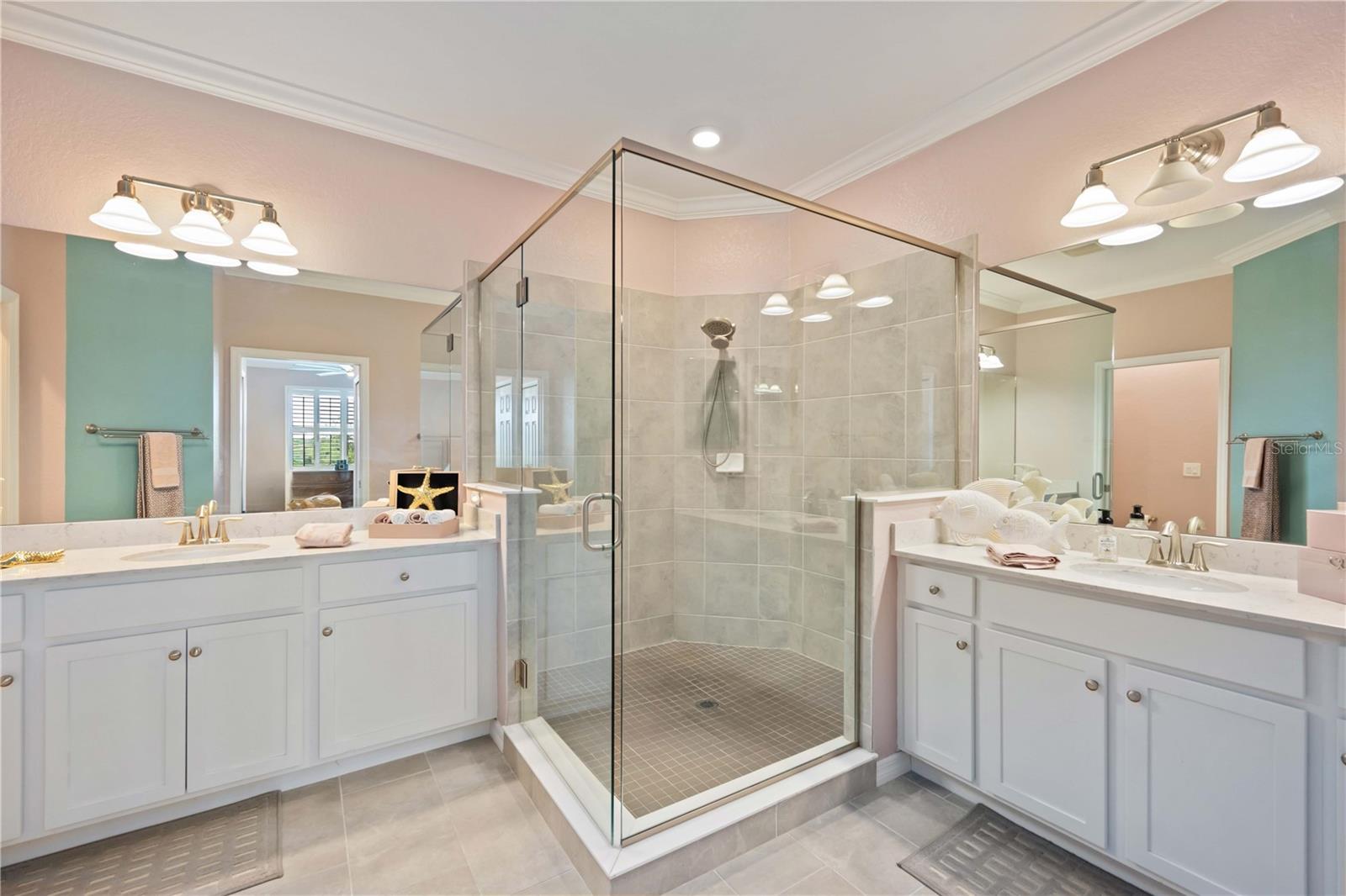 10817 TARFLOWER DR #201 — photo 40