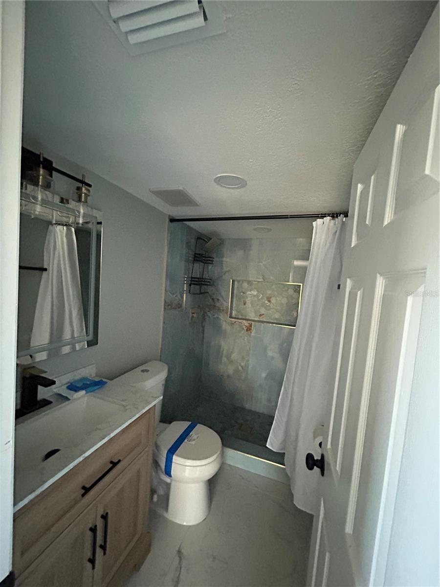 Home in TAMPA — photo 13