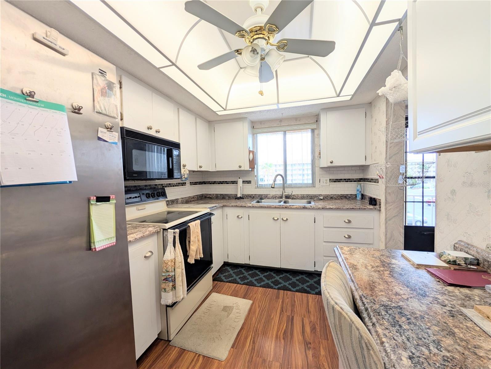 3624 LAKE BAYSHORE DR #K-303 — photo 2