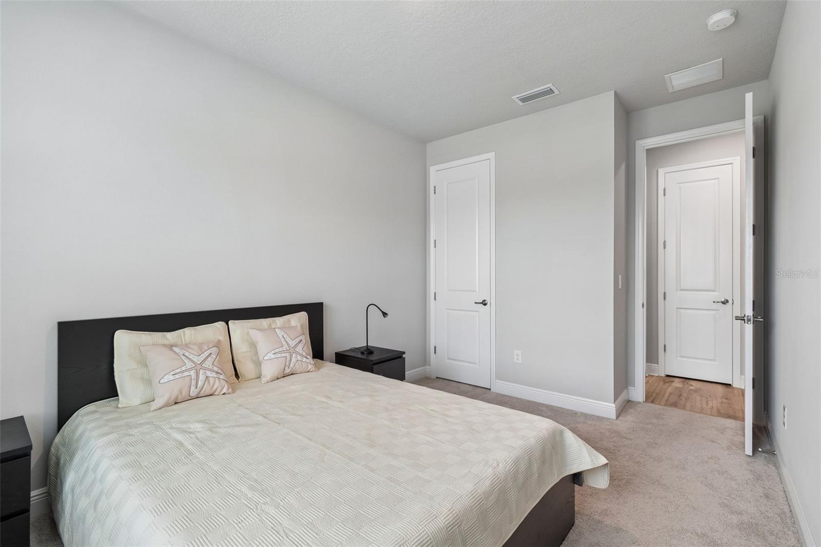 3920 W LEMON ST — photo 8