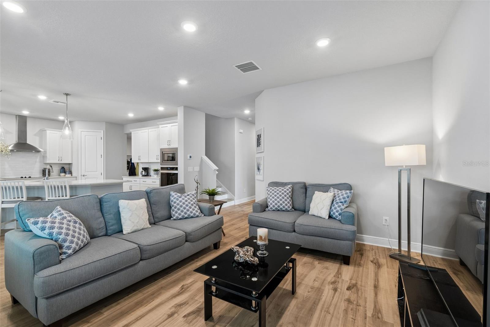 3920 W LEMON ST — photo 15
