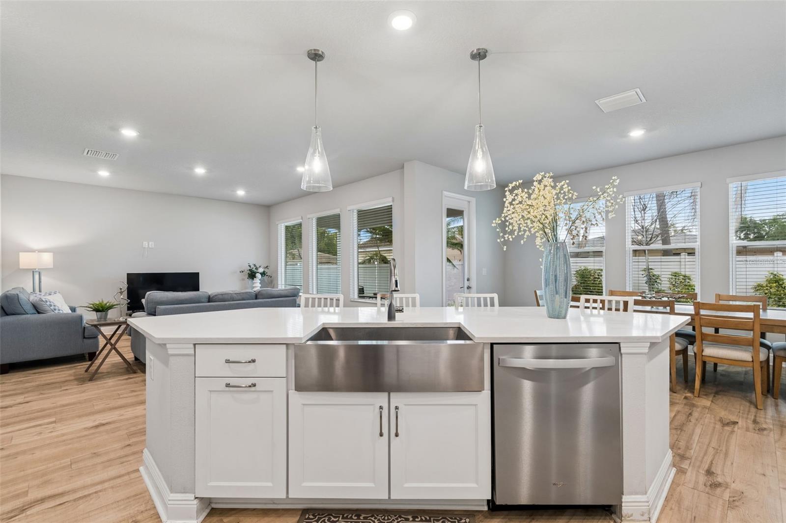 3920 W LEMON ST — photo 23