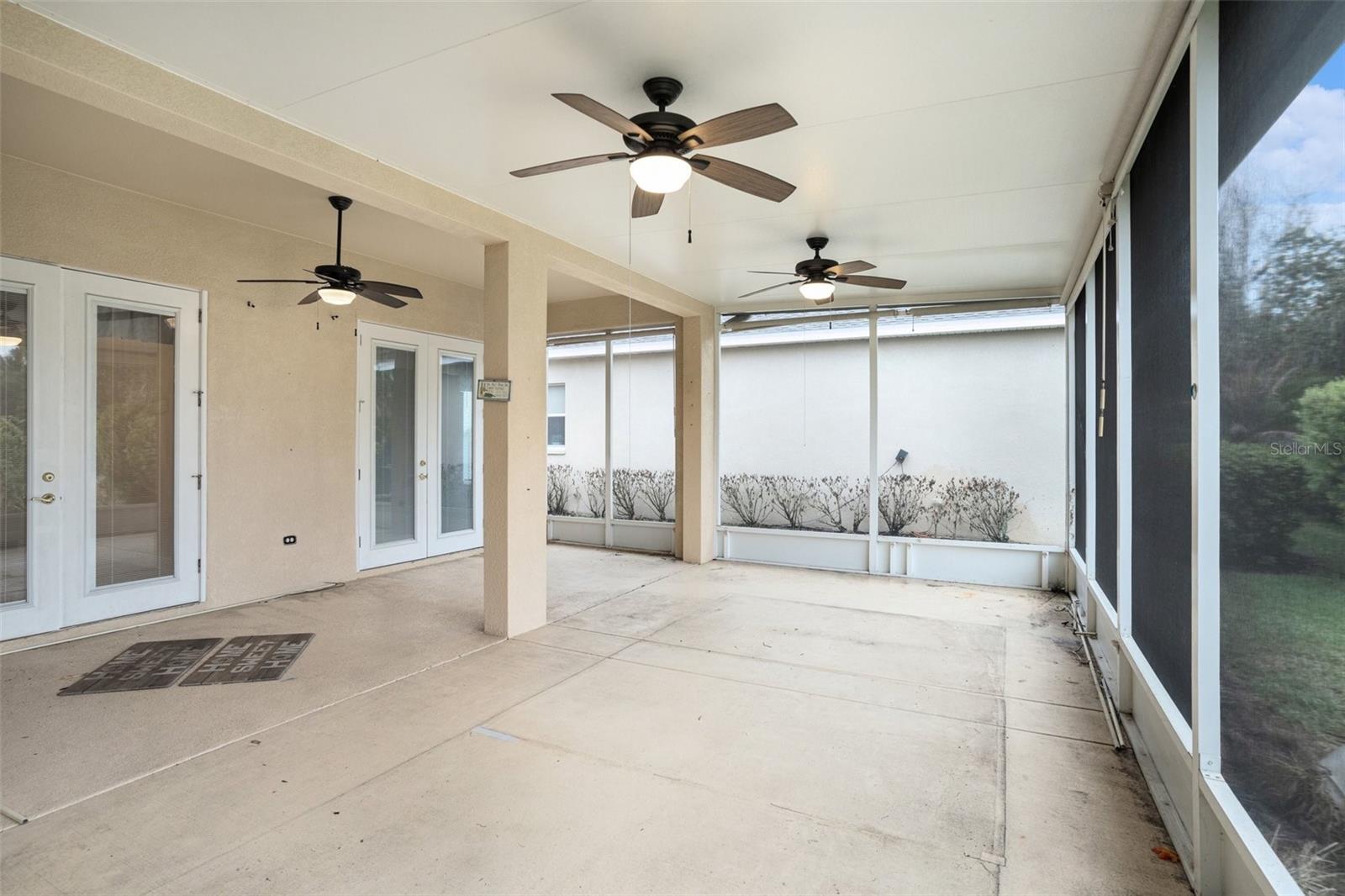 9916 CLEGHORN DR — photo 23