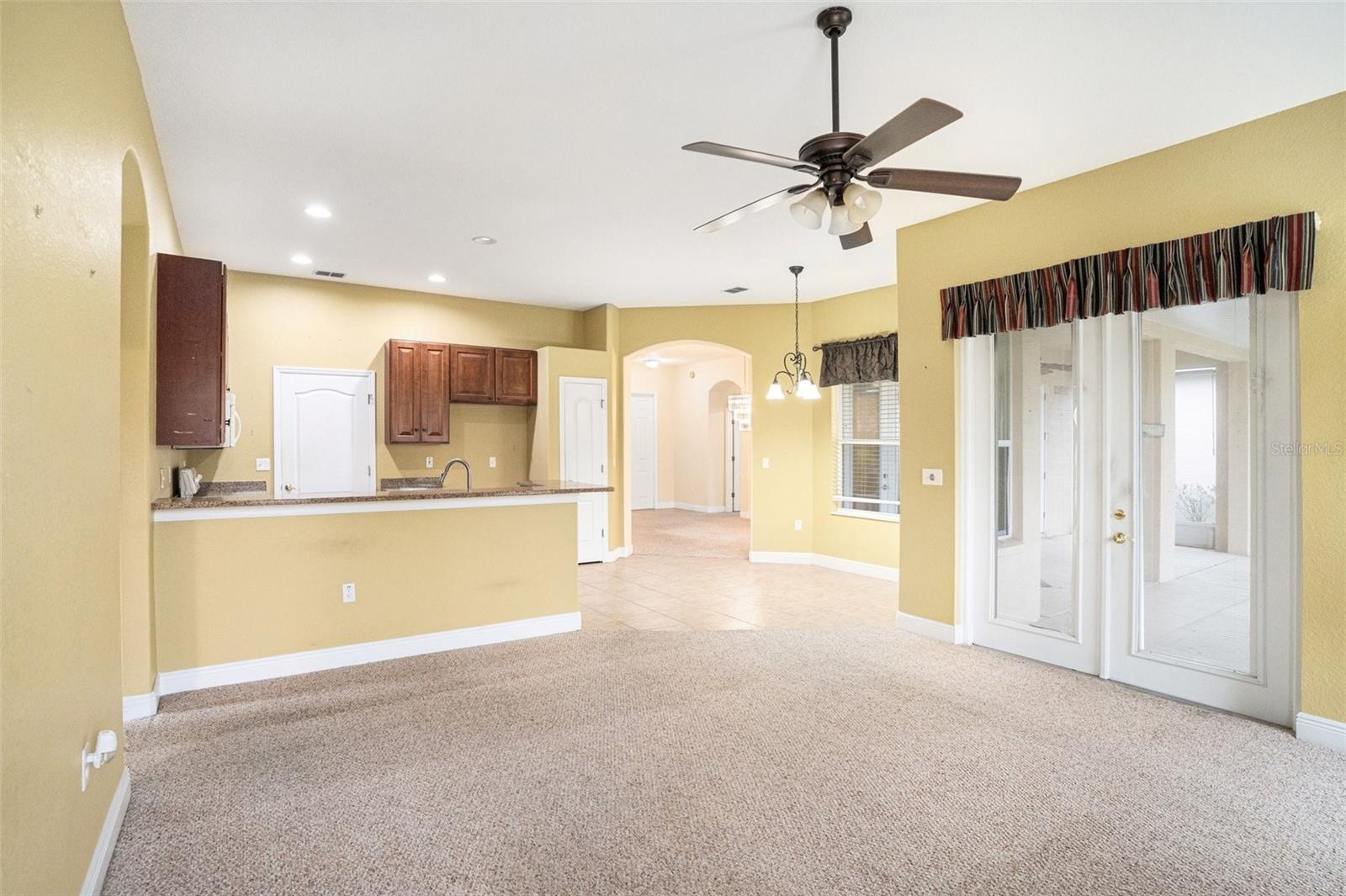 9916 CLEGHORN DR — photo 12