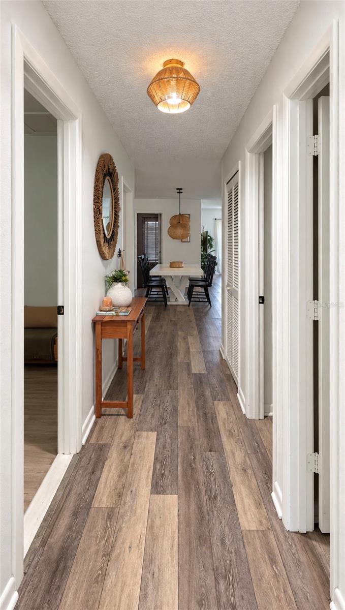 2343 EUGENE ST — photo 4