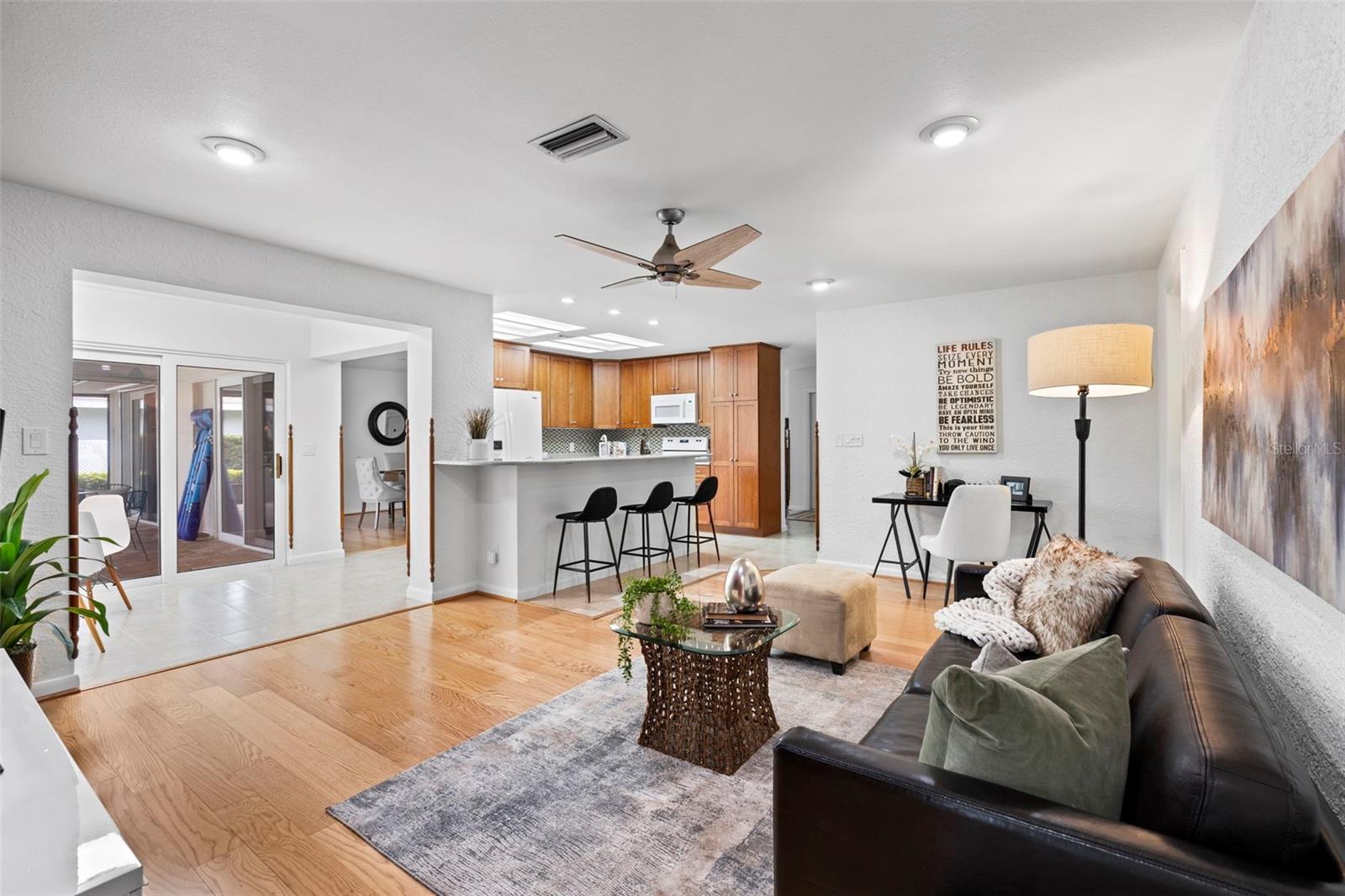 511 RIVIERA BAY DR NE — photo 15
