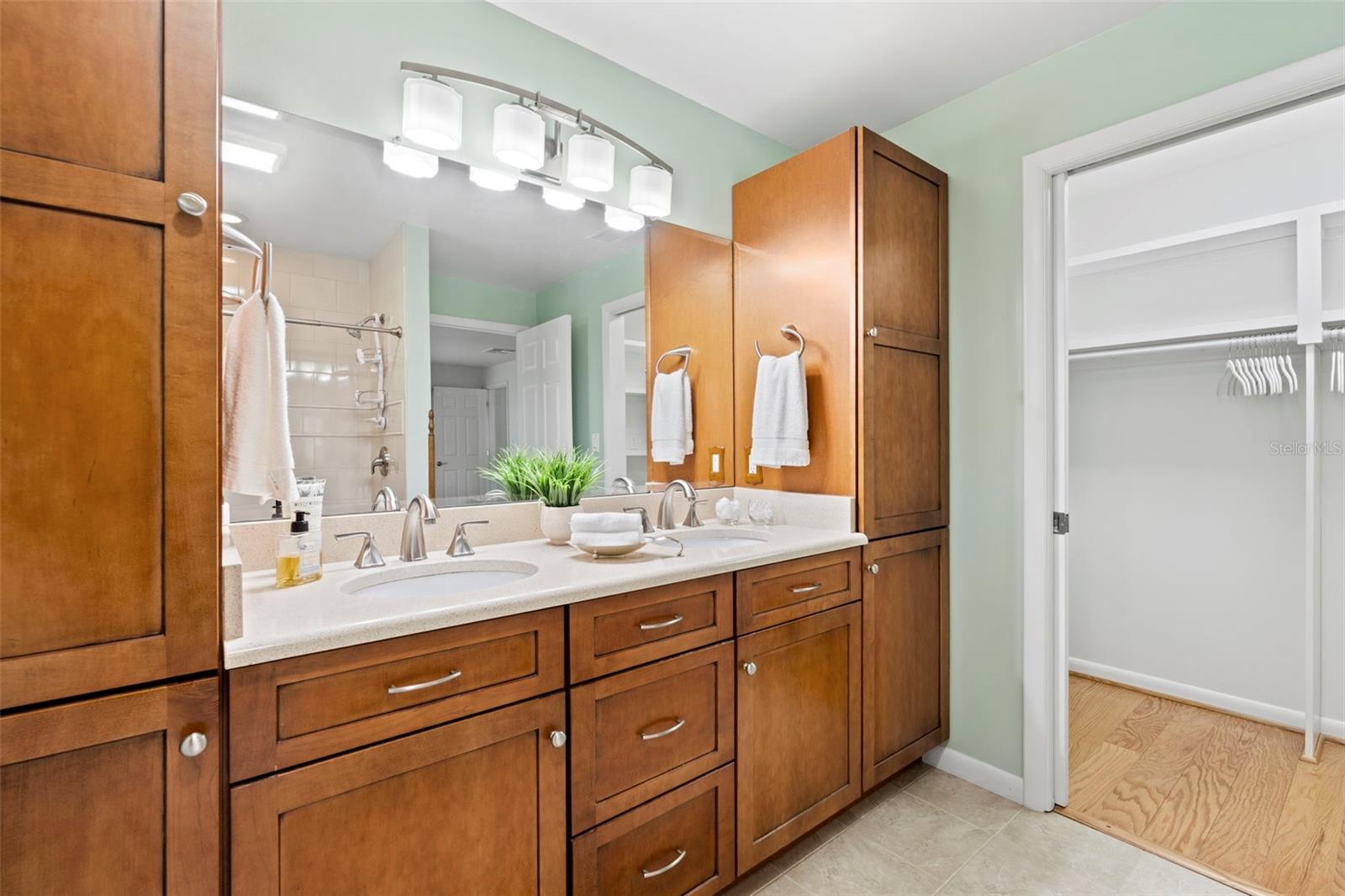 511 RIVIERA BAY DR NE — photo 19