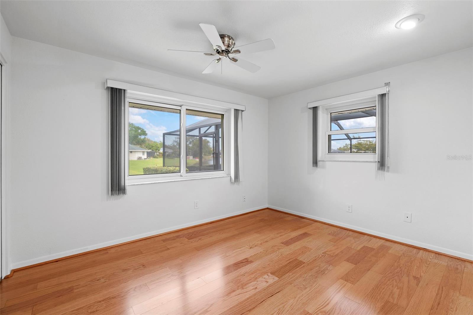 511 RIVIERA BAY DR NE — photo 32