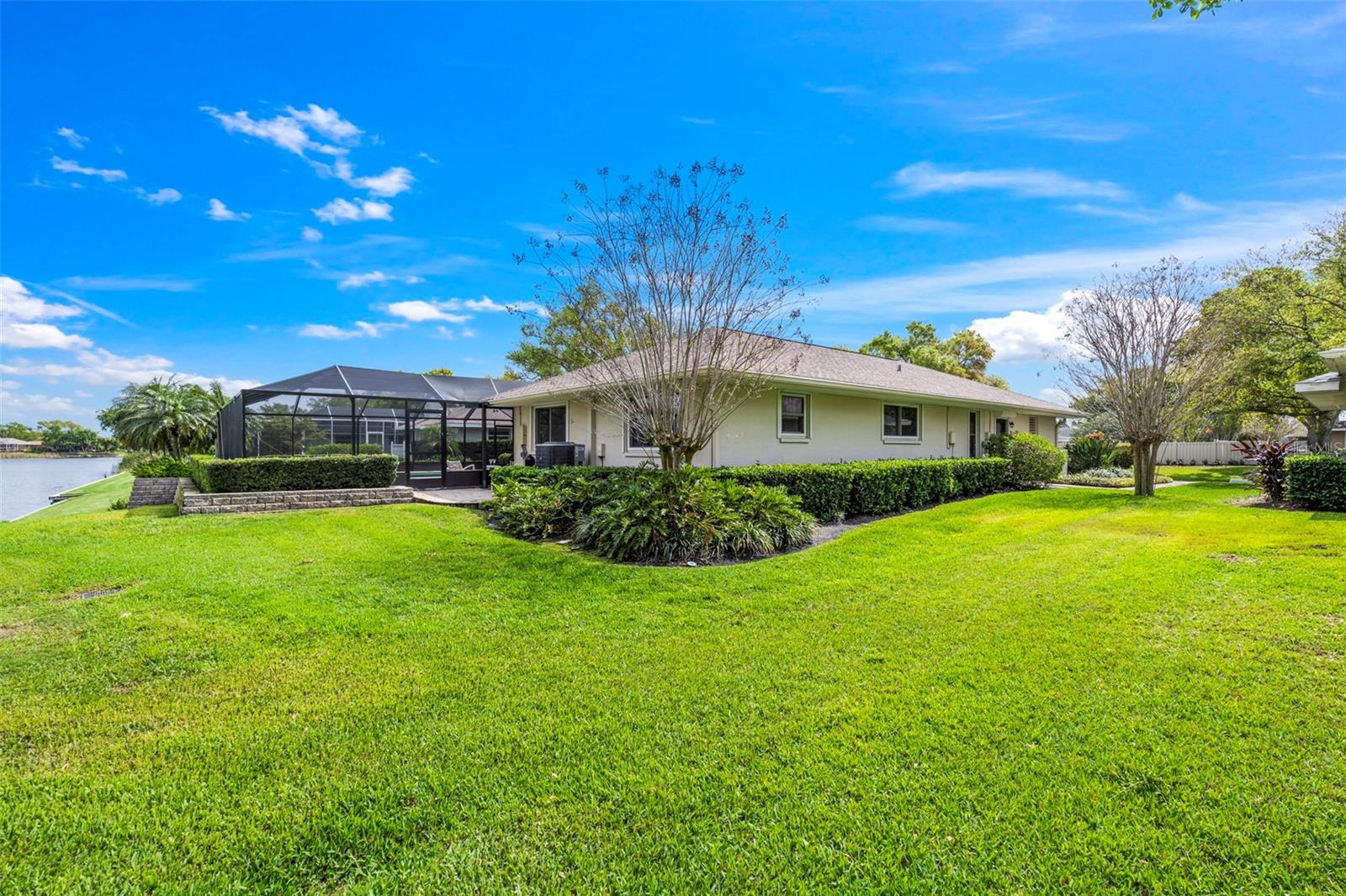 511 RIVIERA BAY DR NE — photo 41