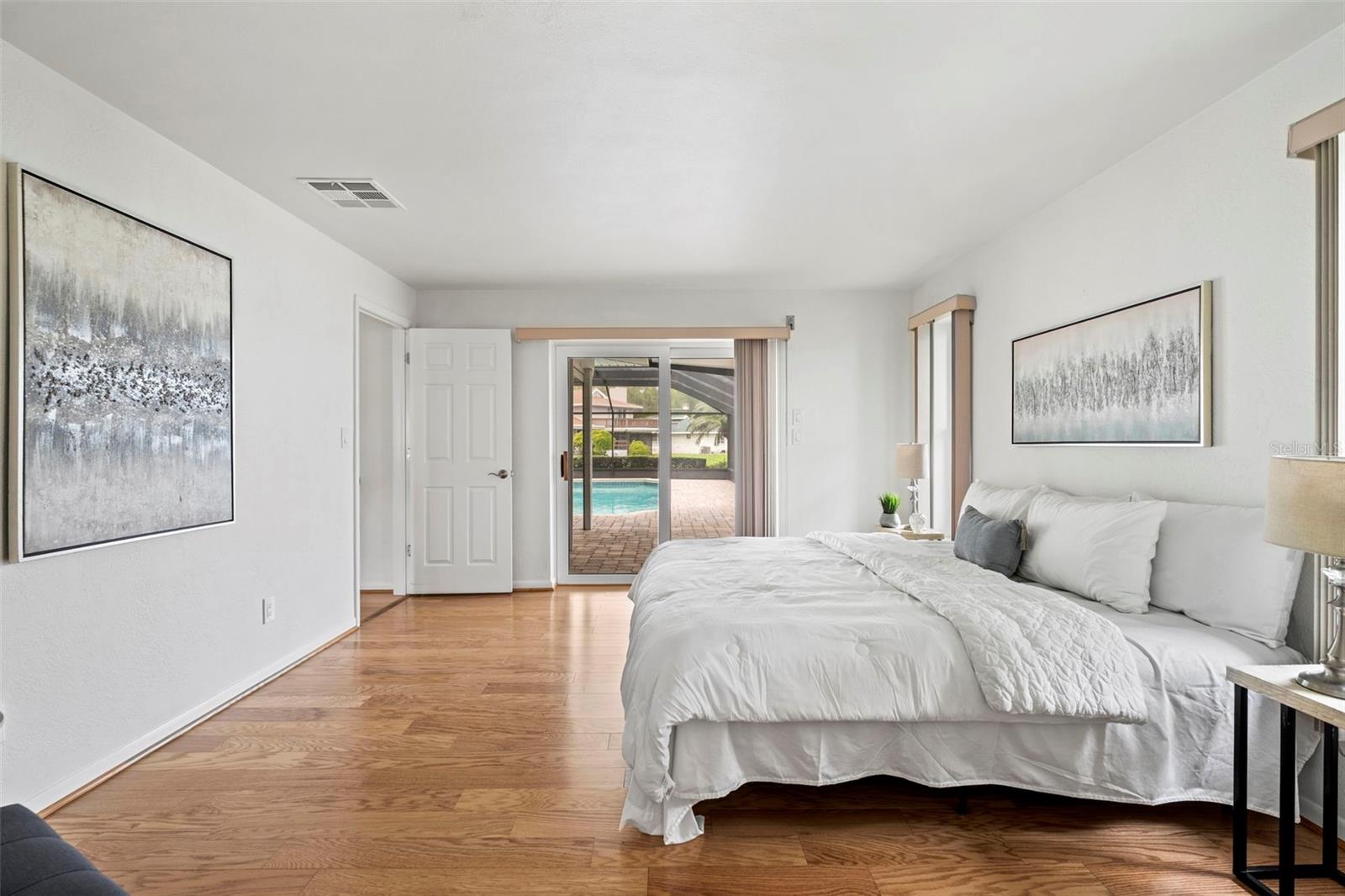 511 RIVIERA BAY DR NE — photo 18
