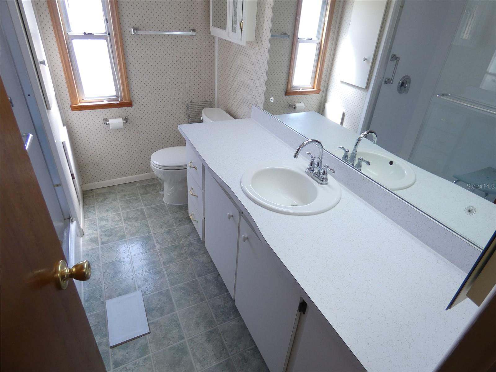 3608 TIKI DR — photo 32