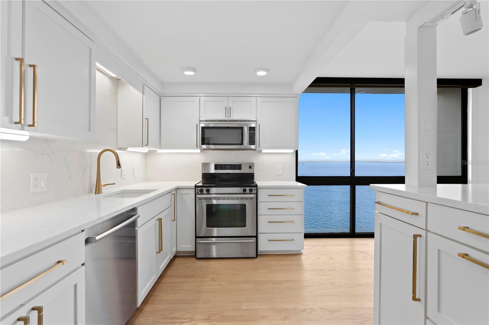 3301 BAYSHORE BLVD #1904D — photo 17