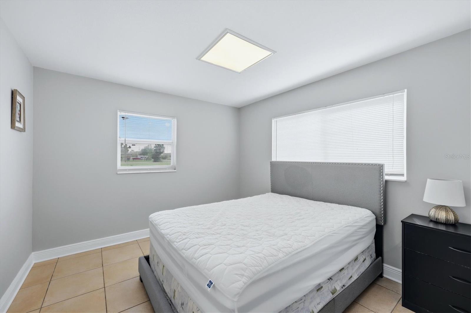 12125 MARGARITA AVE — photo 16