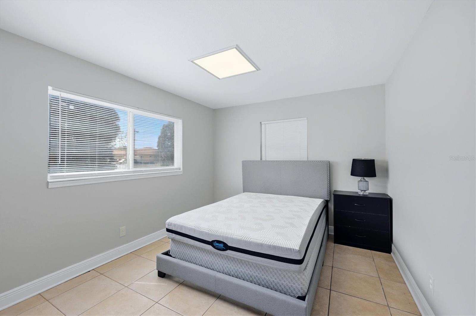 12125 MARGARITA AVE — photo 15