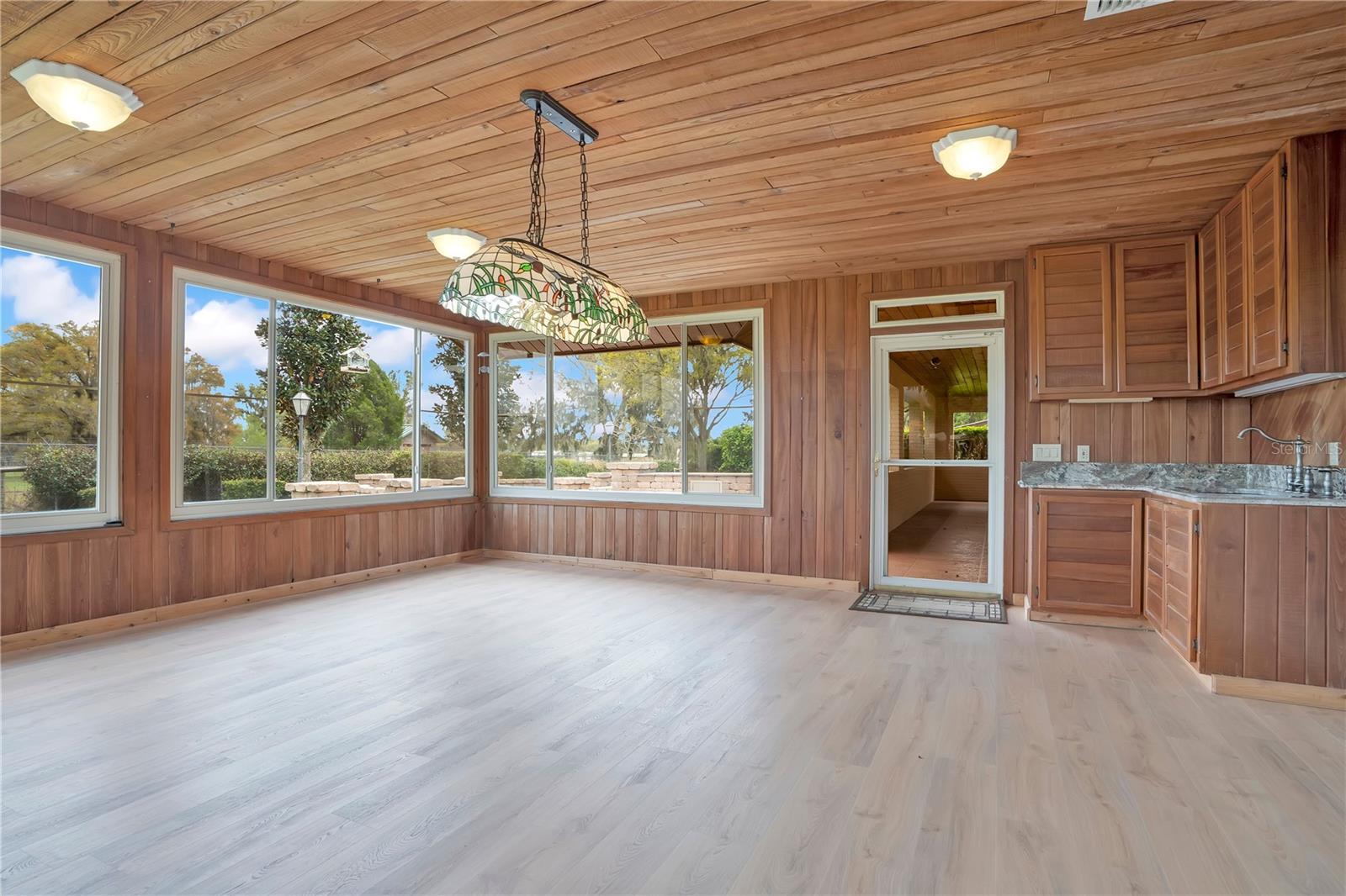 1401 BUELL CT — photo 23
