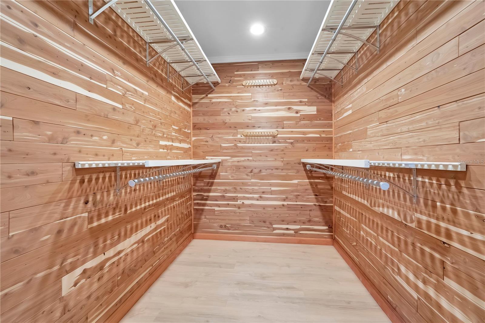 1401 BUELL CT — photo 28