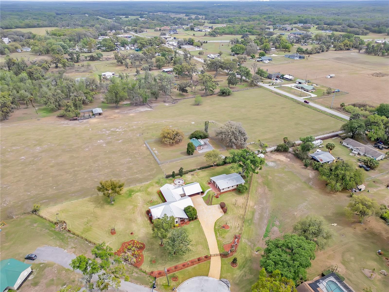 1401 BUELL CT — photo 77