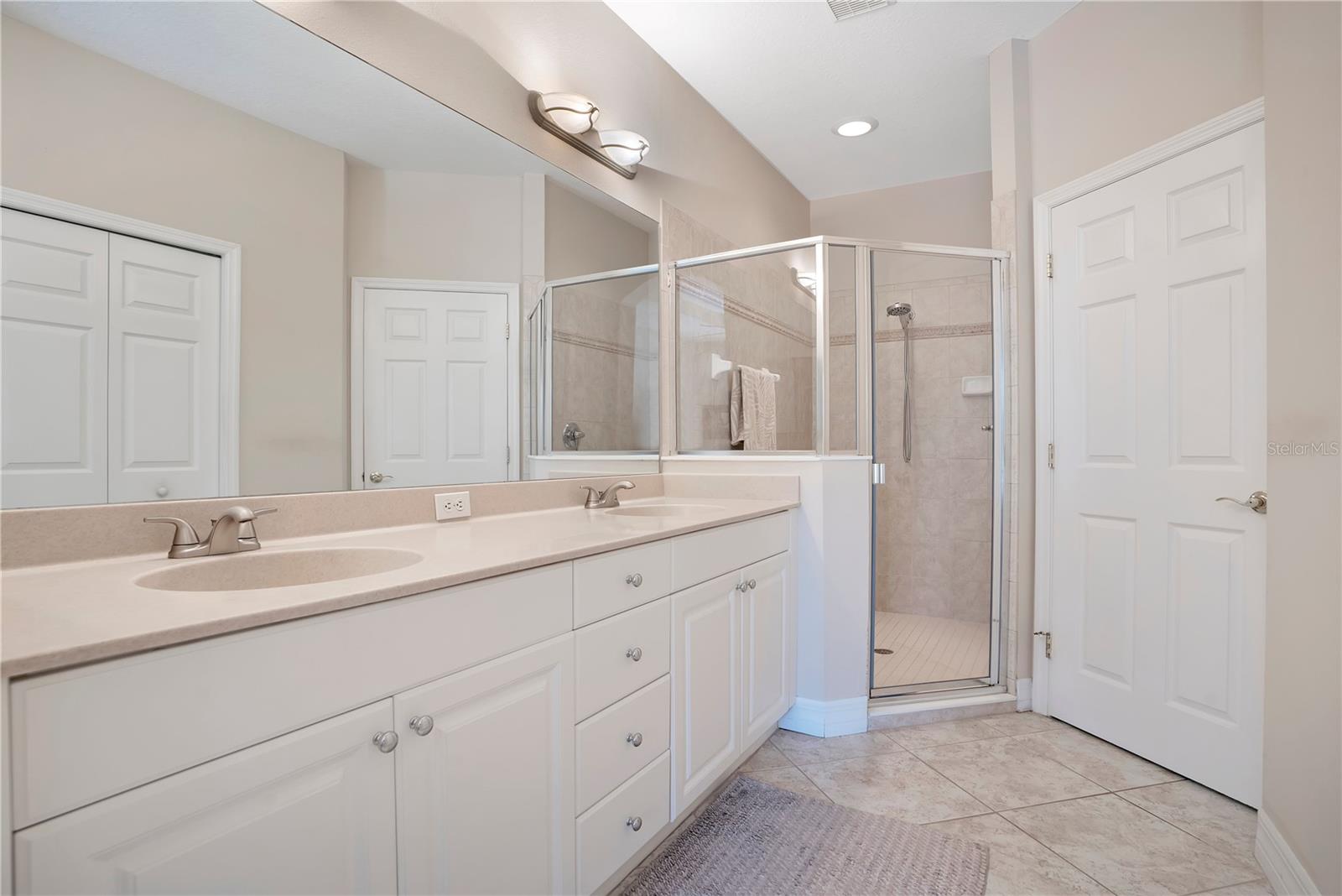 926 RIVER BASIN CT #201C — photo 16
