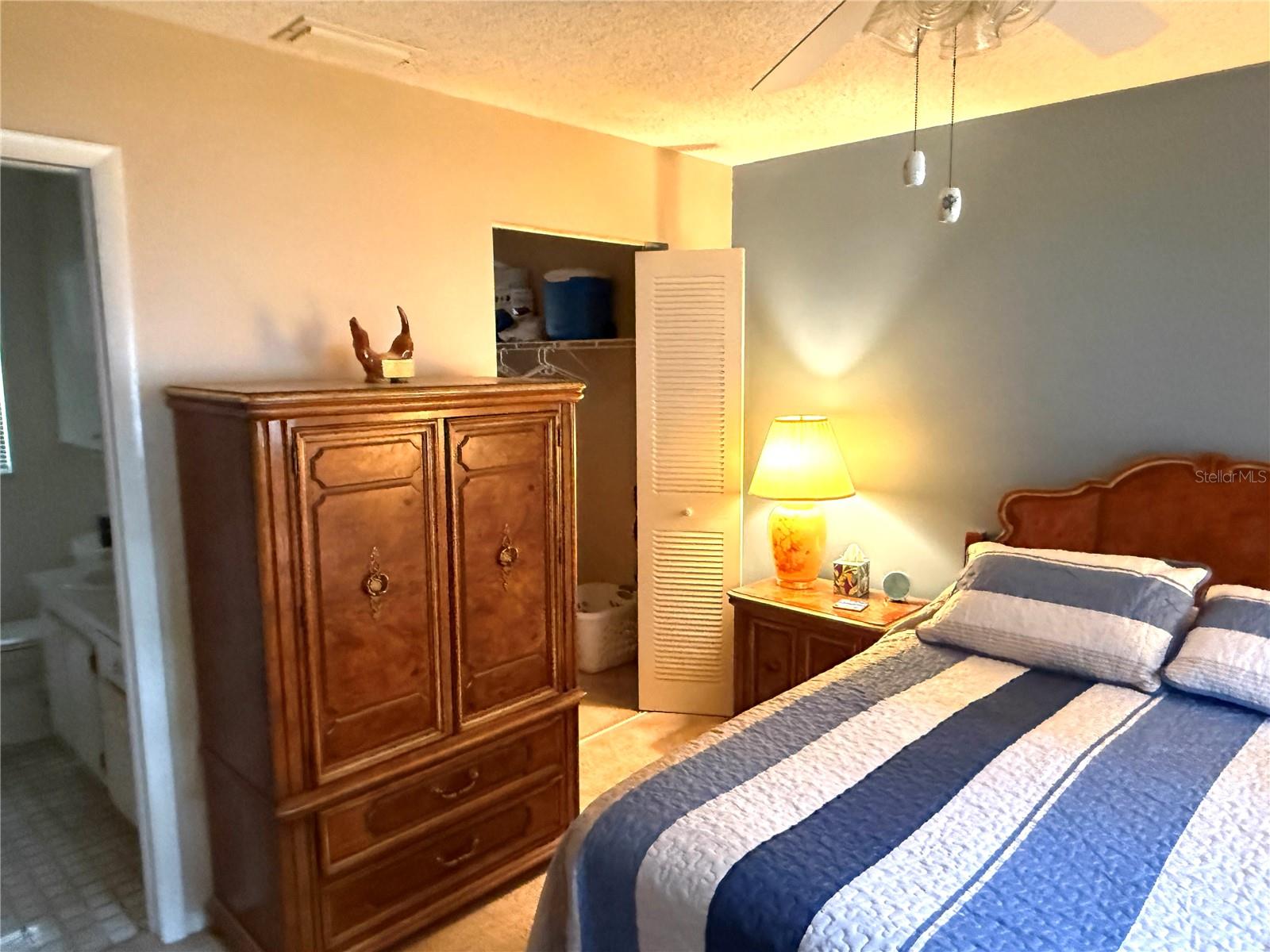 390 301 BLVD W #8A — photo 22