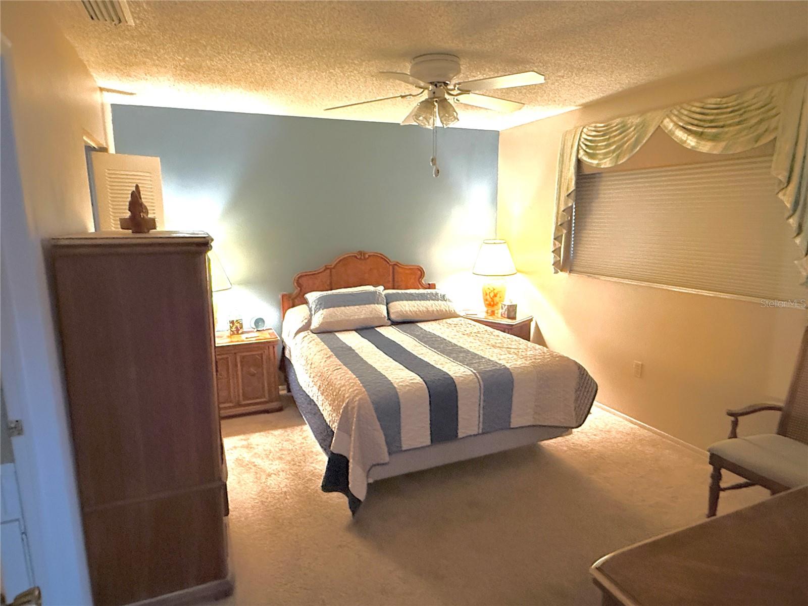 390 301 BLVD W #8A — photo 27