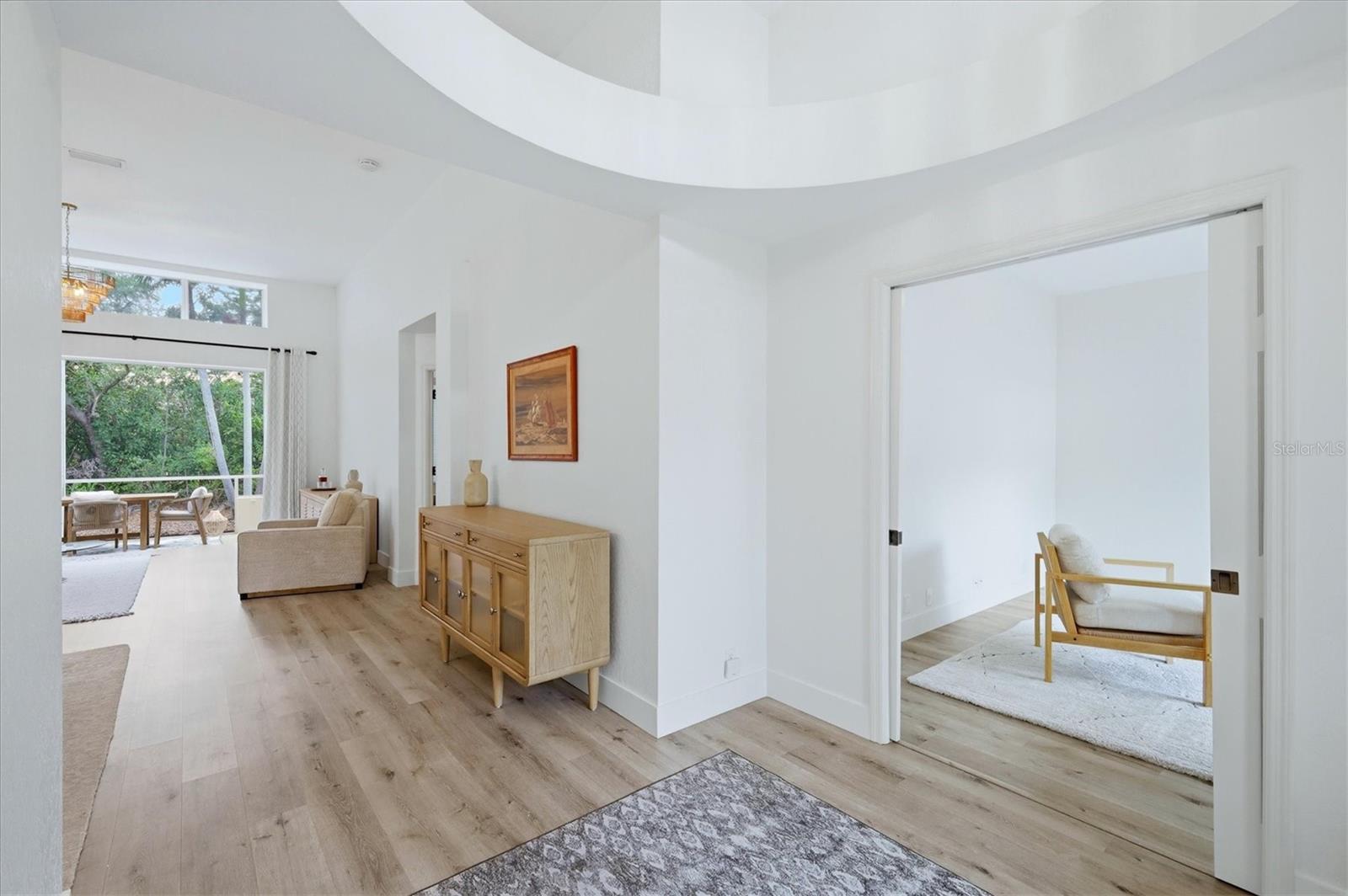 7904 HAMPTON CT — photo 5