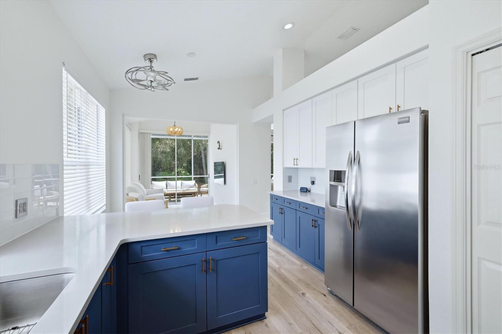 7904 HAMPTON CT — photo 14