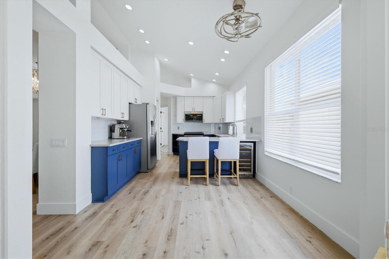 7904 HAMPTON CT — photo 15