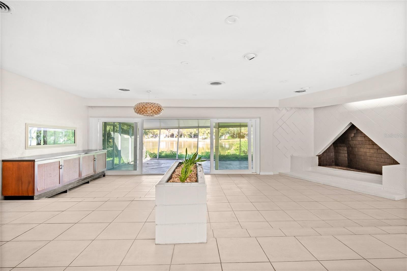 801 PINELLAS POINT DR S — photo 3